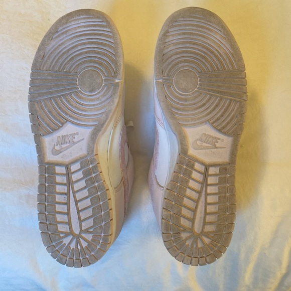 Pink Paisley Dunks size 11 women’s - Picture 6 of 6